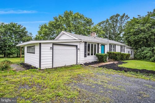 60 Gordon Dr, CARLISLE, PA, 17013-8602 | Card Image