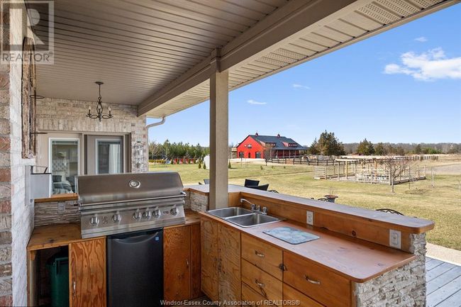 4976 4 Th Concession Rd E, House other with 4 bedrooms, 5 bathrooms and null parking in Harrow ON | Image 46