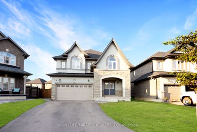 107 Dolomiti Crt, House other with 4 bedrooms, 3 bathrooms and 6 parking in Hamilton ON | Image 2