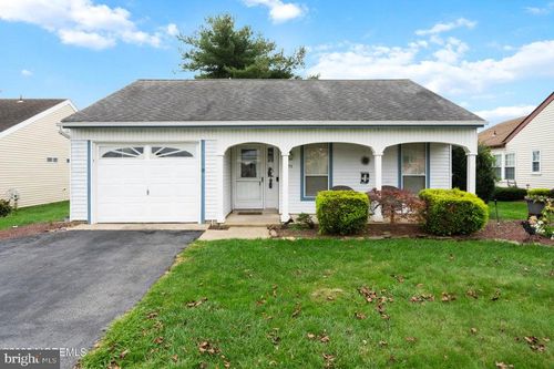 73 Red Hill Rd, Manchester, NJ, 08759-6616 | Card Image