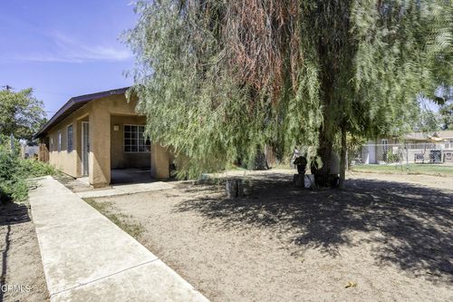 806 Shelly Ln, Bakersfield, CA, 93306 | Card Image