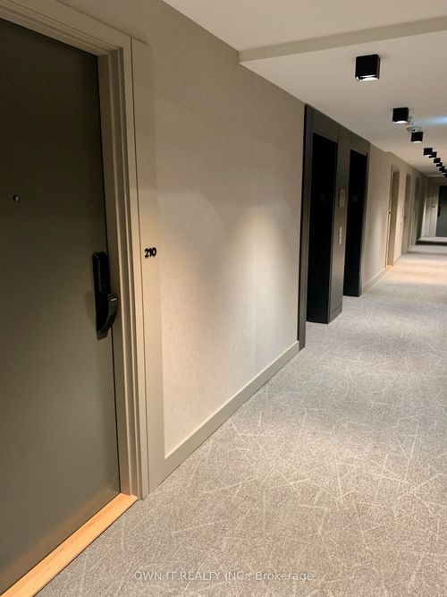 210-345 Wheat Boom Dr, Oakville, ON, L6H7X4 | Card Image