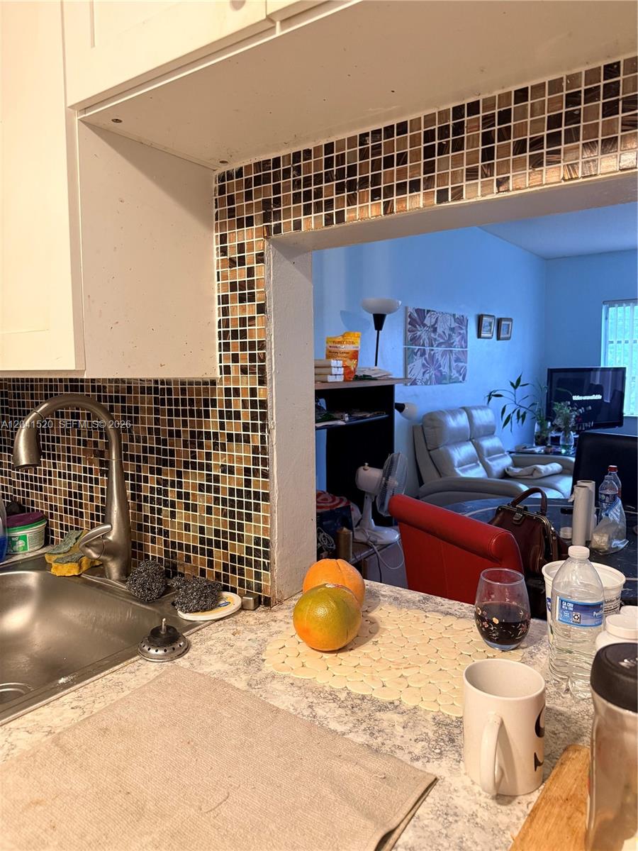 Residential in Aventura 5
