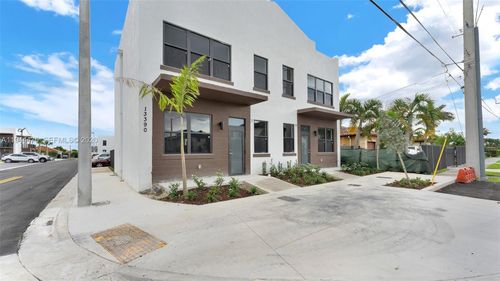 1-13390 Sw 251st Ter, Homestead, FL, 33032-6090 | Card Image