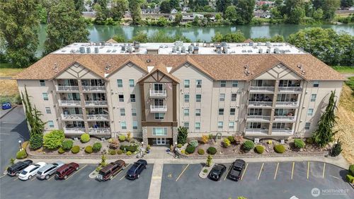 unit-301-1548 River Rd, Longview, WA, 98632-3365 | Card Image