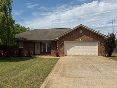 1952 Beverly Ave, Muscle Shoals, AL, 35661-3200 | Card Image