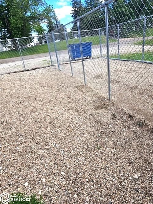 1912 E Mound St, Algona, IA, 50511-1245 | Card Image