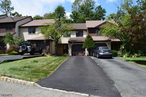 67 Patriots Rd, Morris Plains, NJ, 07950-1146 | Card Image