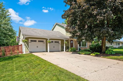 8293 Hyde Ct S, COTTAGE GROVE, MN, 55016-3229 | Card Image