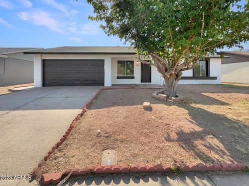 9639 N 63rd Dr, Glendale, AZ, 85302-2914 | Card Image