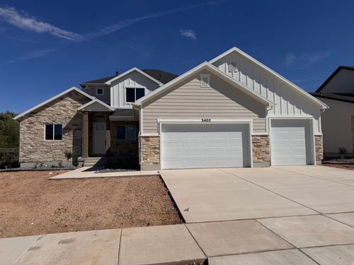 132-3402 W 900 N, Layton, UT, 84041-3438 | Card Image