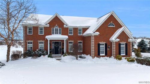 5677 Glenbrook Ct, Clarence Ctr, NY, 14032-9297 | Card Image