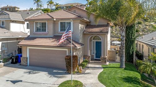 28314 Santa Catarina Rd, Saugus, CA, 91350-3846 | Card Image
