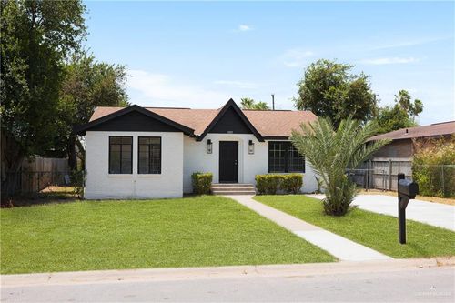 1305 Quince Ave, Mcallen, TX, 78501-4137 | Card Image