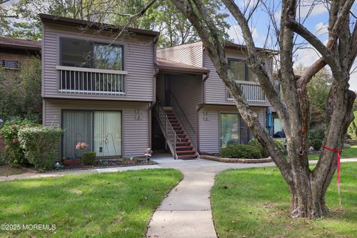 7 Lexington Ct, Red Bank, NJ, 07701-5416 | Card Image