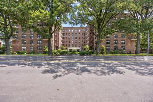 1m-80-35 Springfield Blvd, Queens Village, NY, 11427-1209 | Card Image