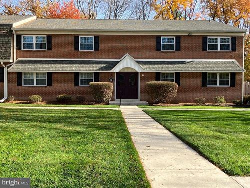 202 Hampton Crossing, SOUTHAMPTON, PA, 18966 | Card Image