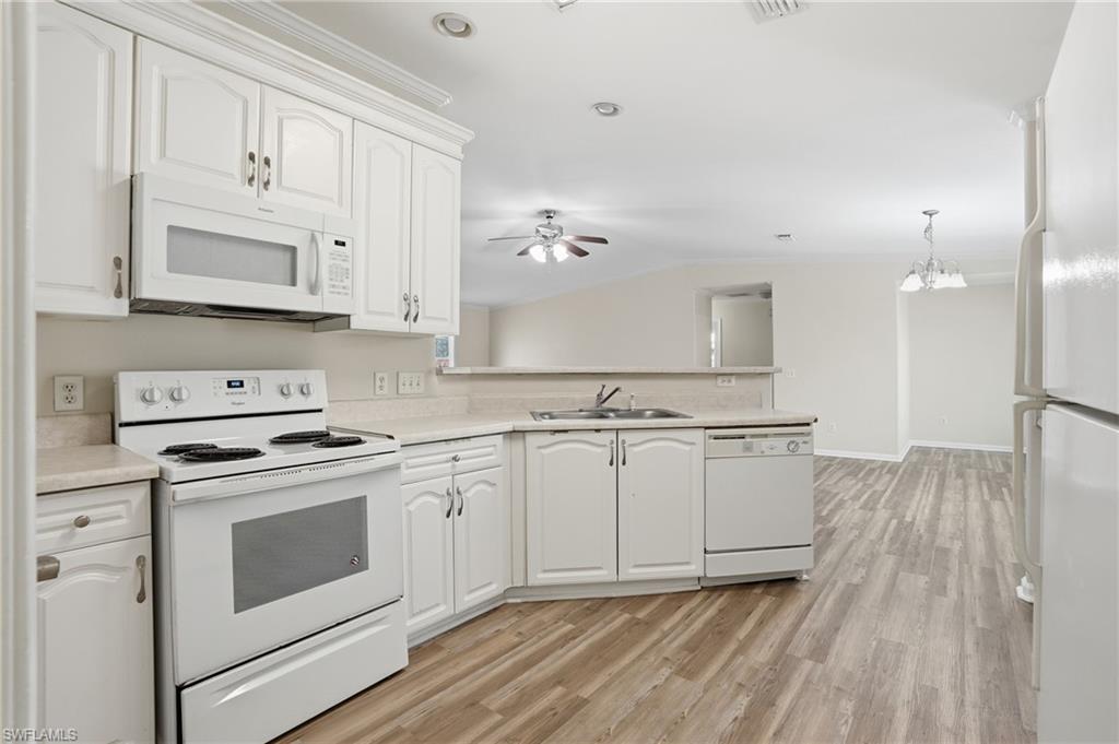 Residential in LEHIGH ACRES 2