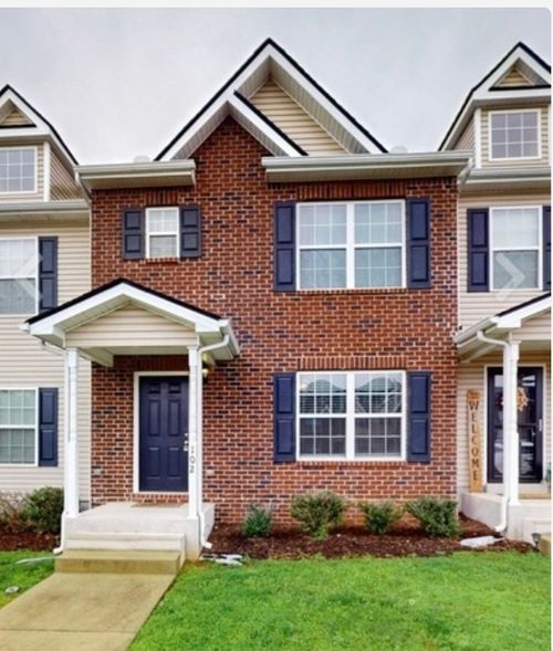 102 Glen Valley Cir, Smyrna, TN, 37167-8255 | Card Image
