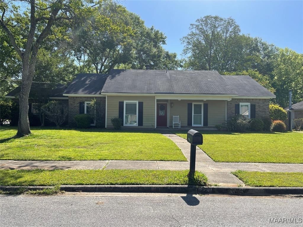Thames Ln, Montgomery, AL 36106