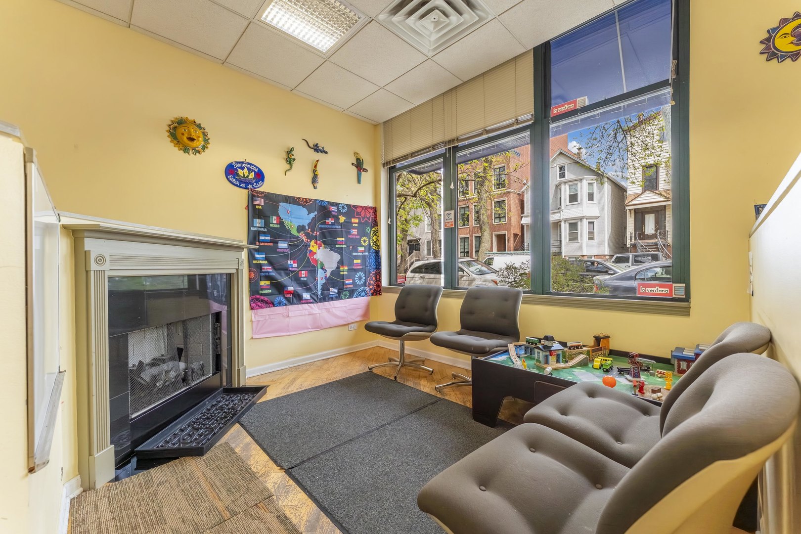 Commercial Sale in Chicago 3