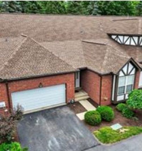 408 Kingsberry Cir, Pittsburgh, PA, 15234-1070 | Card Image