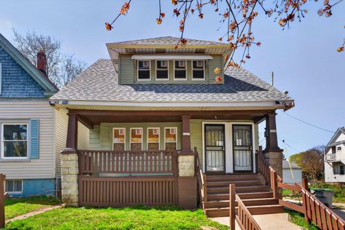 3227 N 15th St, Milwaukee, WI, 53206-2244 | Card Image