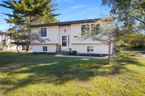 11147 S Lacore Rd, Empire, MI, 49630-9596 | Card Image