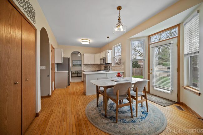 207 E Park Ave, House other with 3 bedrooms, 4 bathrooms and 2 parking in Sugar Grove IL | Image 11