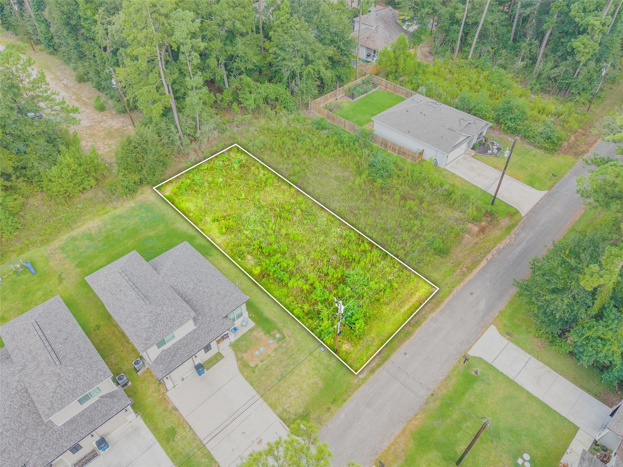 Land in Montgomery 3
