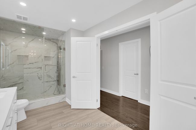 154 Anchusa Dr, House attached with 4 bedrooms, 4 bathrooms and 3 parking in Richmond Hill ON | Image 24