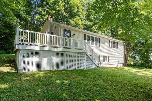 57 Kendall St, Gardner, MA, 01440-4114 | Card Image