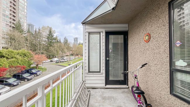 Entrance to property with stucco siding | Image 21