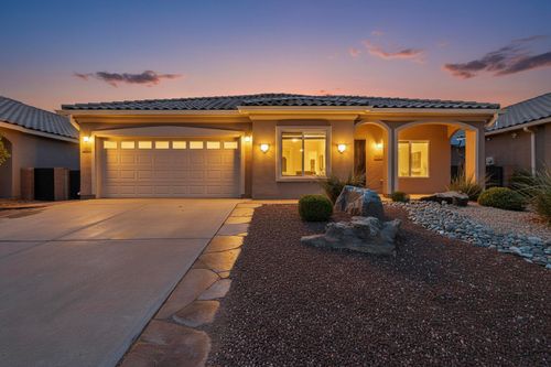 977 Salt Cedar Ct, Bernalillo, NM, 87004-6243 | Card Image