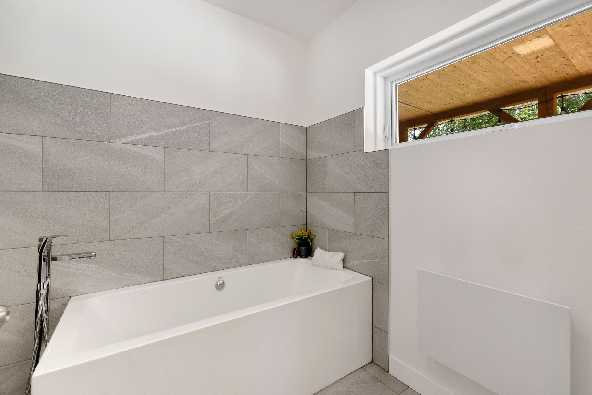 Residential in Sherbrooke (Brompton/Rock Forest/Saint-Élie/Deauvi 3