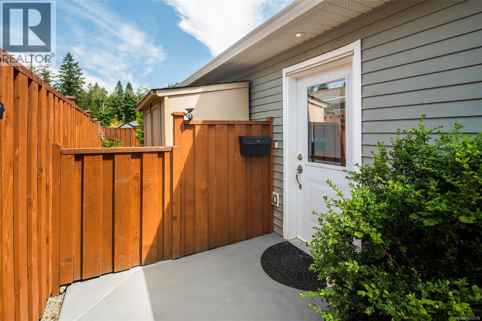 Residential in Central Saanich 5