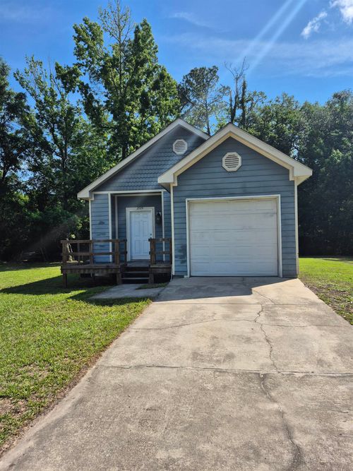 2729 Kennedy Dr, Tallahassee, FL, 32310-6161 | Card Image