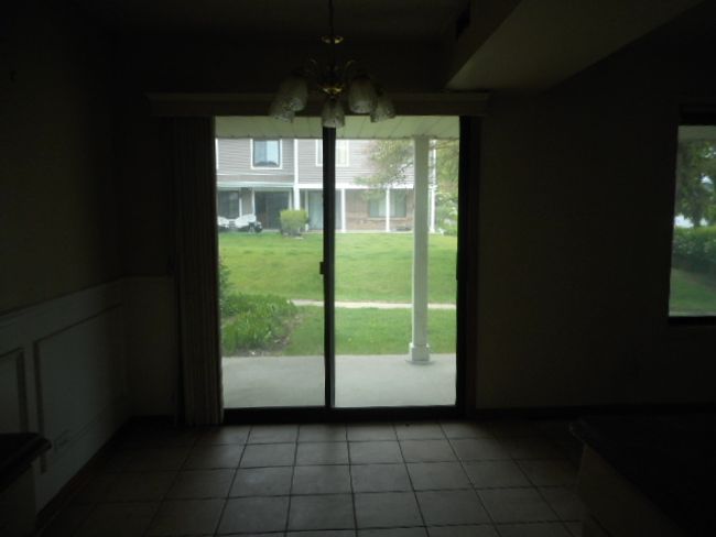 464 Buchanan Ct, Townhouse with 3 bedrooms, 2 bathrooms and 1 parking in Vernon Hills IL | Image 15