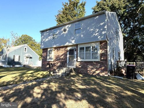 217 3rd Ave, GLENDORA, NJ, 08029-1407 | Card Image