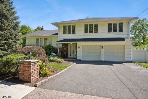 96 Harrison Ave, Roseland, NJ, 07068-1217 | Card Image