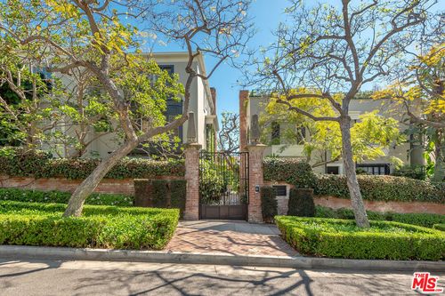 a-8726 Shoreham Dr, West Hollywood, CA, 90069-2233 | Card Image