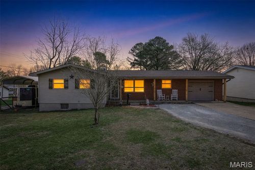 102 S Roosevelt St, Desloge, MO, 63601-3332 | Card Image