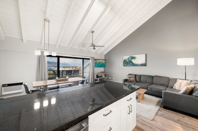 Living Room | Image 9
