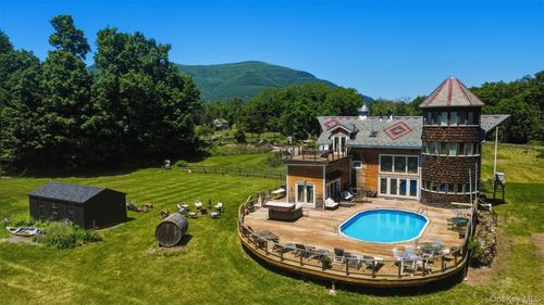 5 Downer Ln, Woodstock, NY, 12498-2425 | Card Image