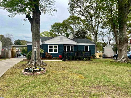 127 Chipley Ln, Greenville, SC, 29605-4504 | Card Image