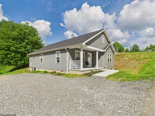139 Montgomery Rd, Weston, WV, 26452-1845 | Card Image