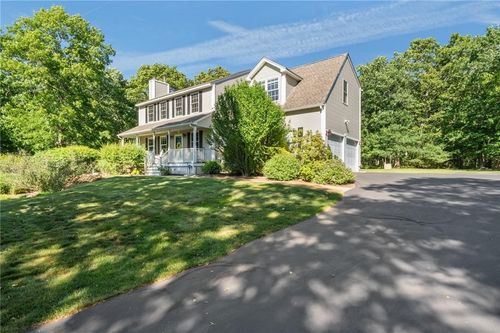 79 Clearview Dr, Richmond, RI, 02892-1013 | Card Image