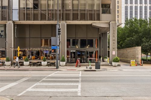 apt-503-1200 Main St, Dallas, TX, 75202-4300 | Card Image