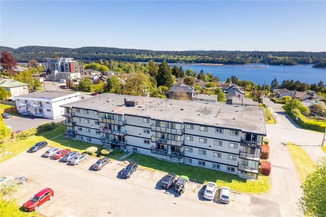 202 - 218 Bayview Ave, Condo with 2 bedrooms, 1 bathrooms and null parking in Ladysmith BC | Image 24