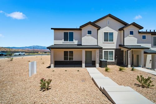 2512-2211 S Tower Bridge Dr, Washington, UT, 84780-3941 | Card Image